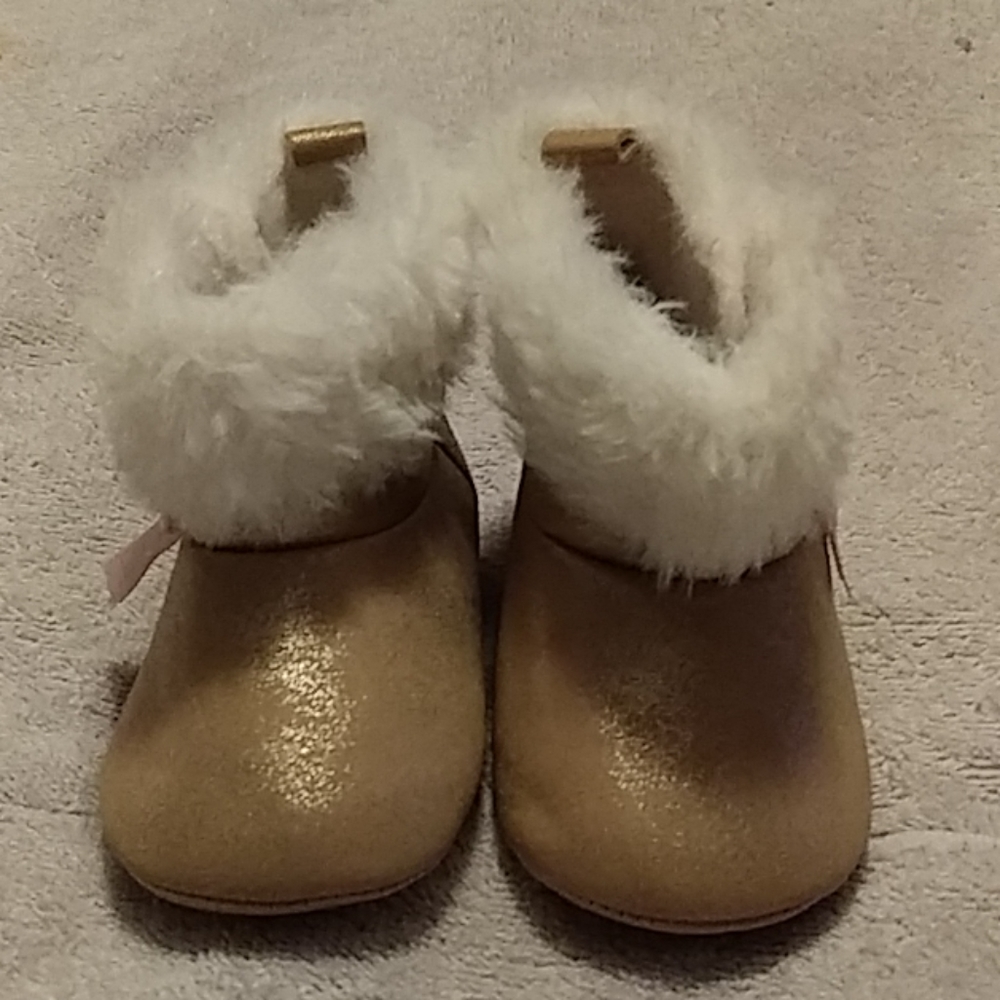 0-3 Months Child of Mine Gold & Pink Baby Boots - Picture 8 of 8